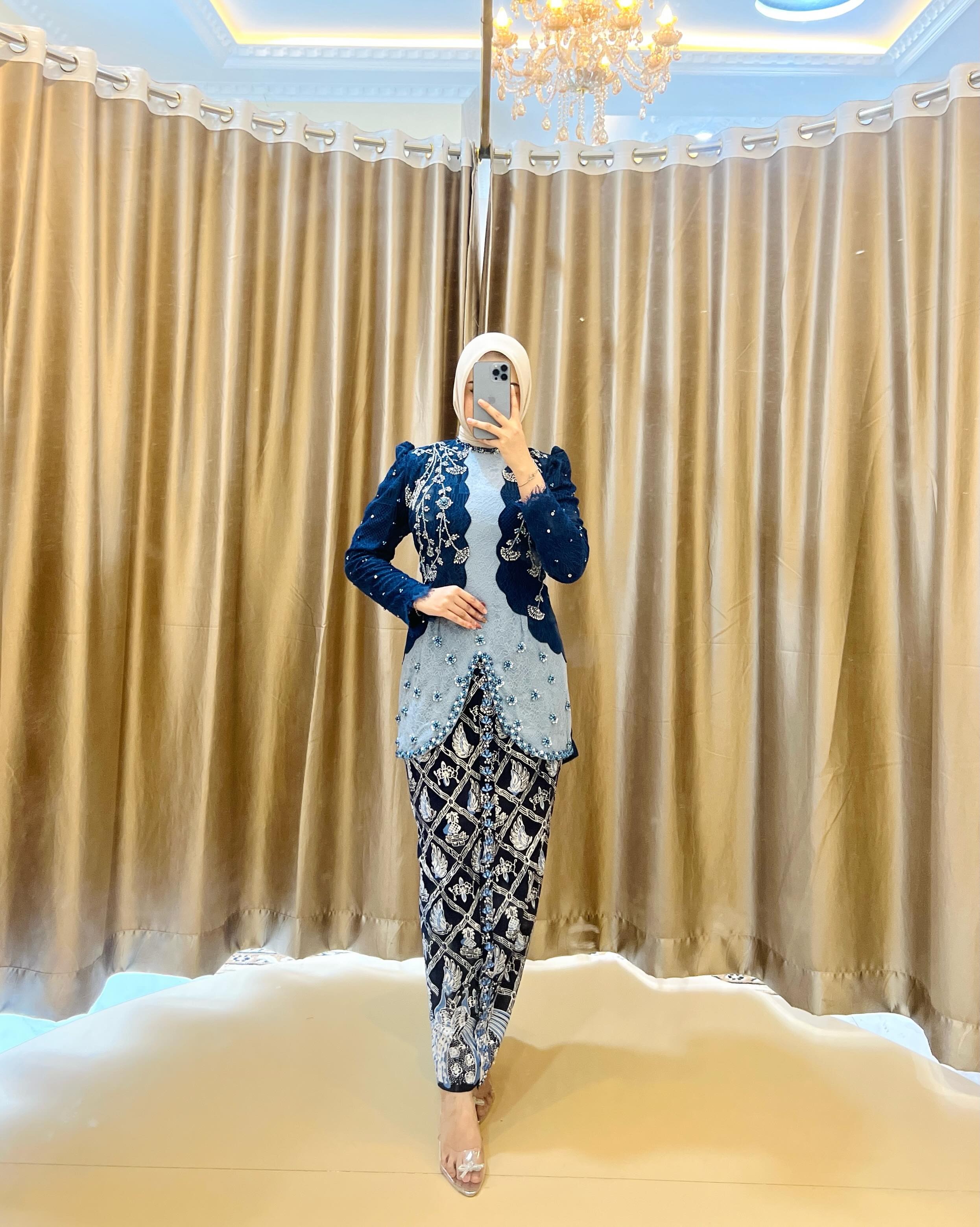 Kebaya modern