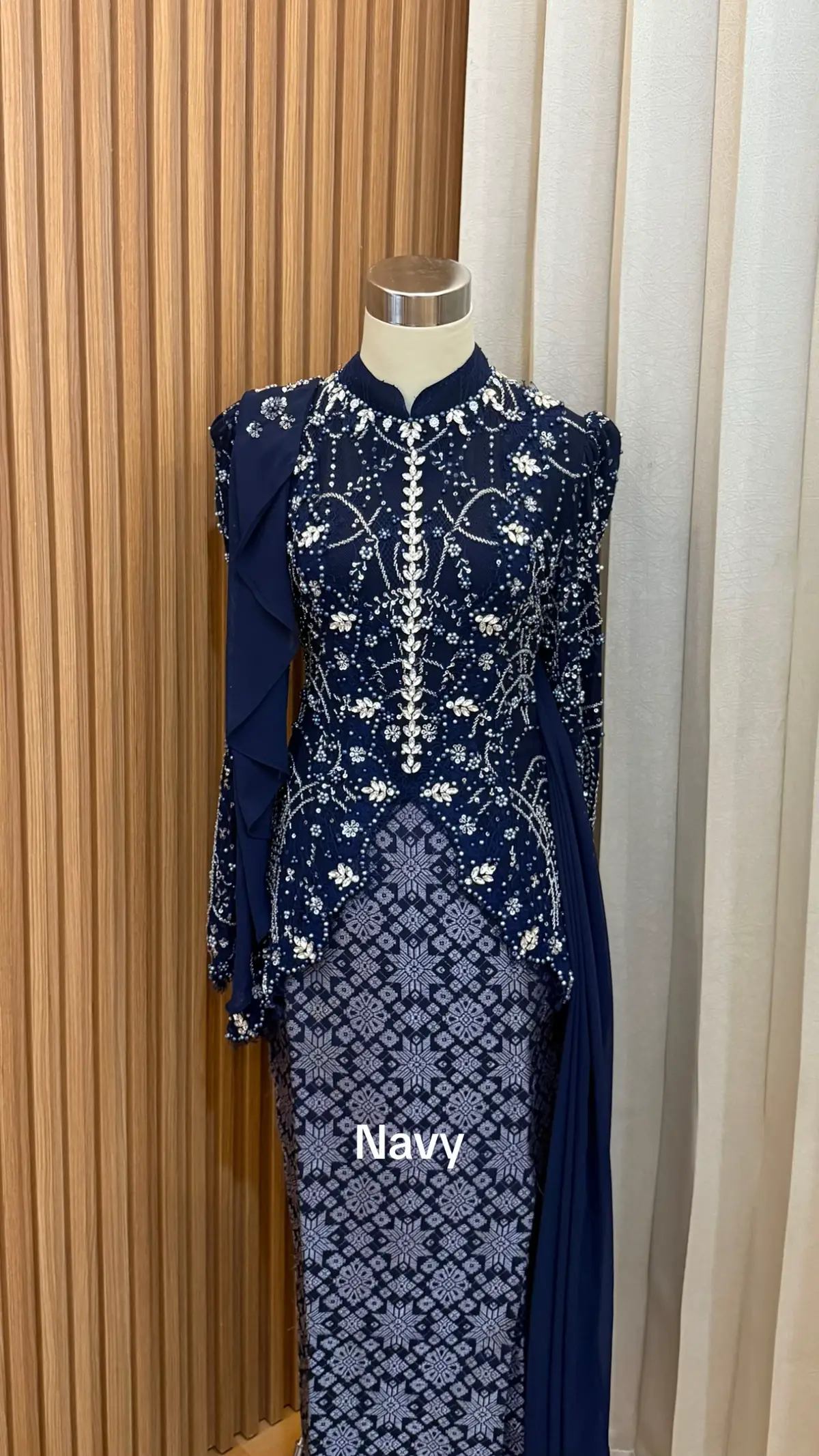 Kebaya modern