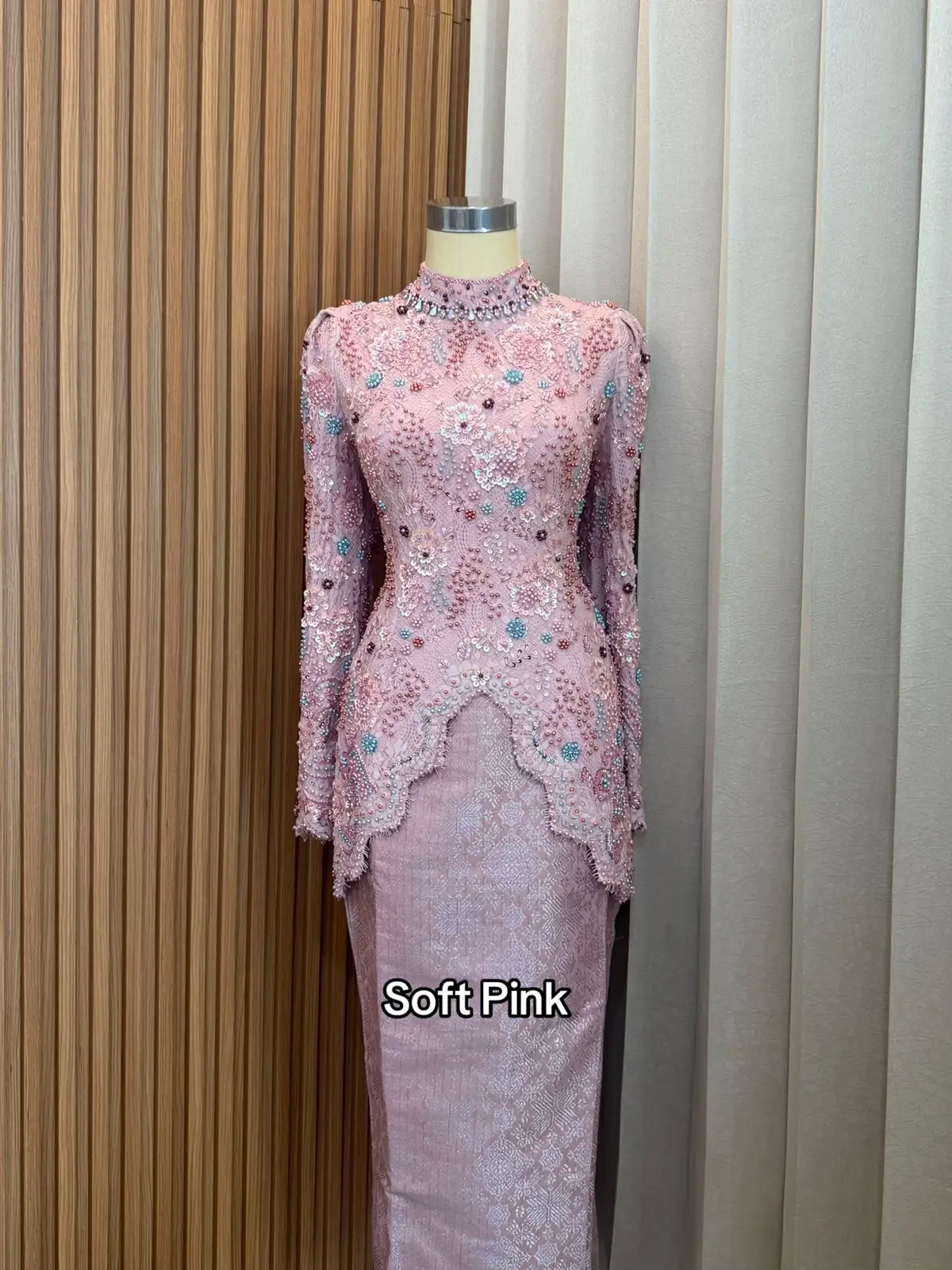 Kebaya modern